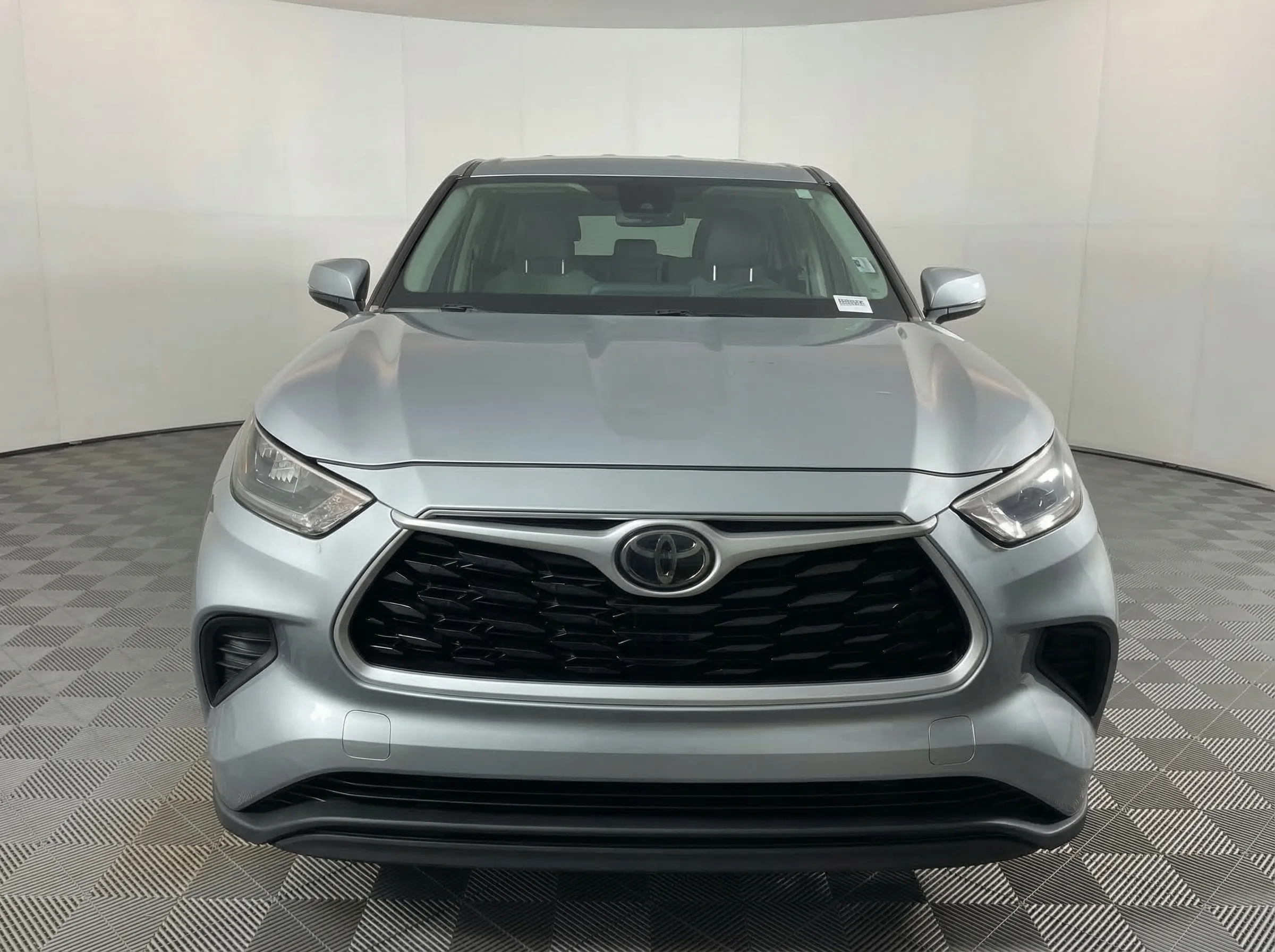 2020 Toyota Highlander L