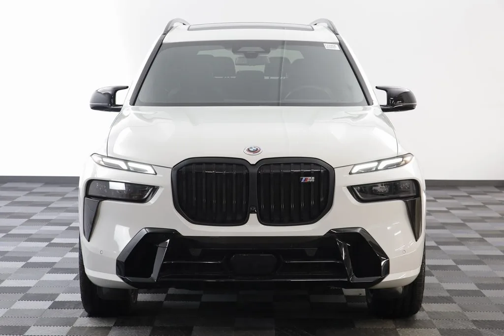2023 BMW X7